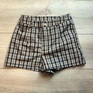 Old money/vintage style shorts.☕️🤎